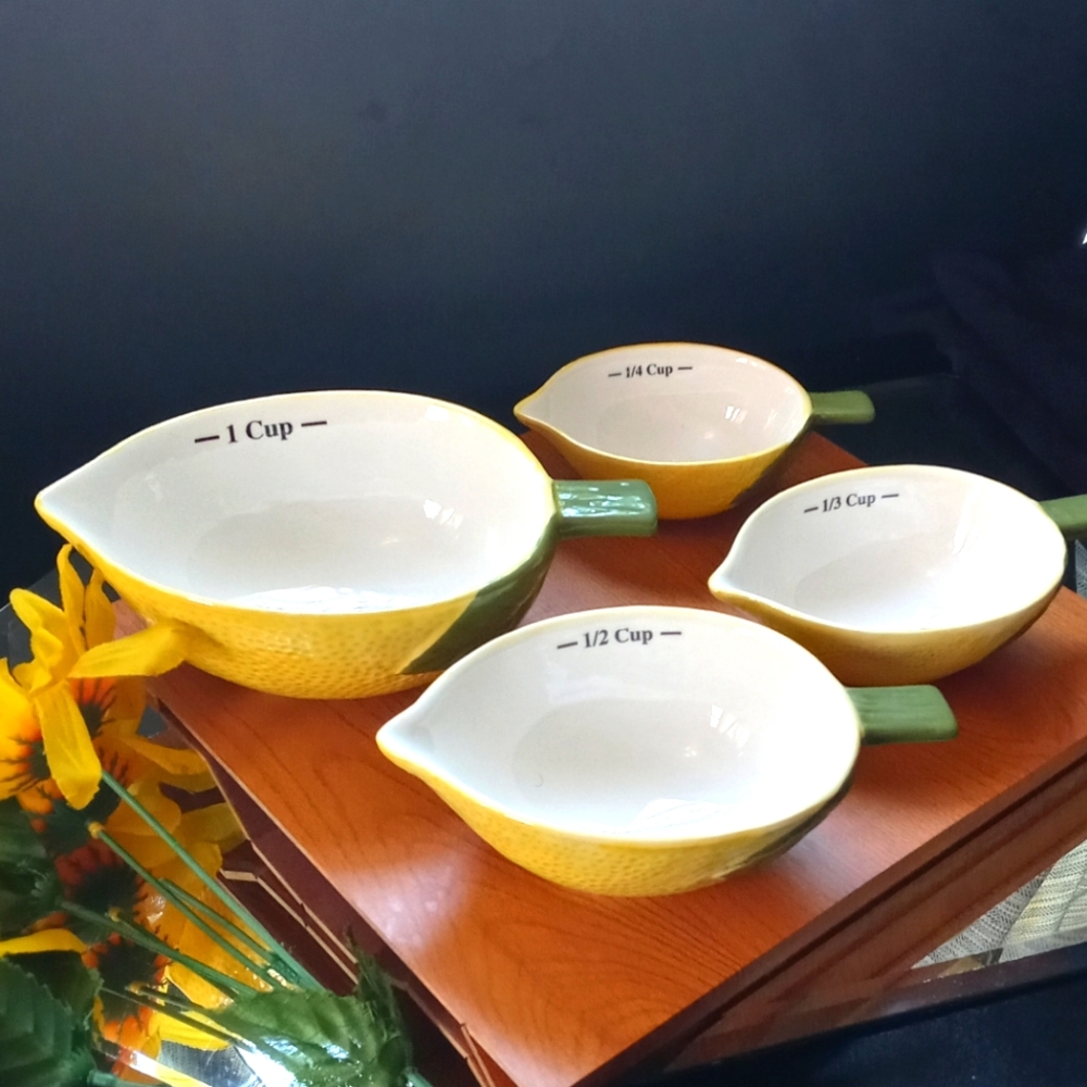 4PC Beautiful Lemon Measurement Cup Set